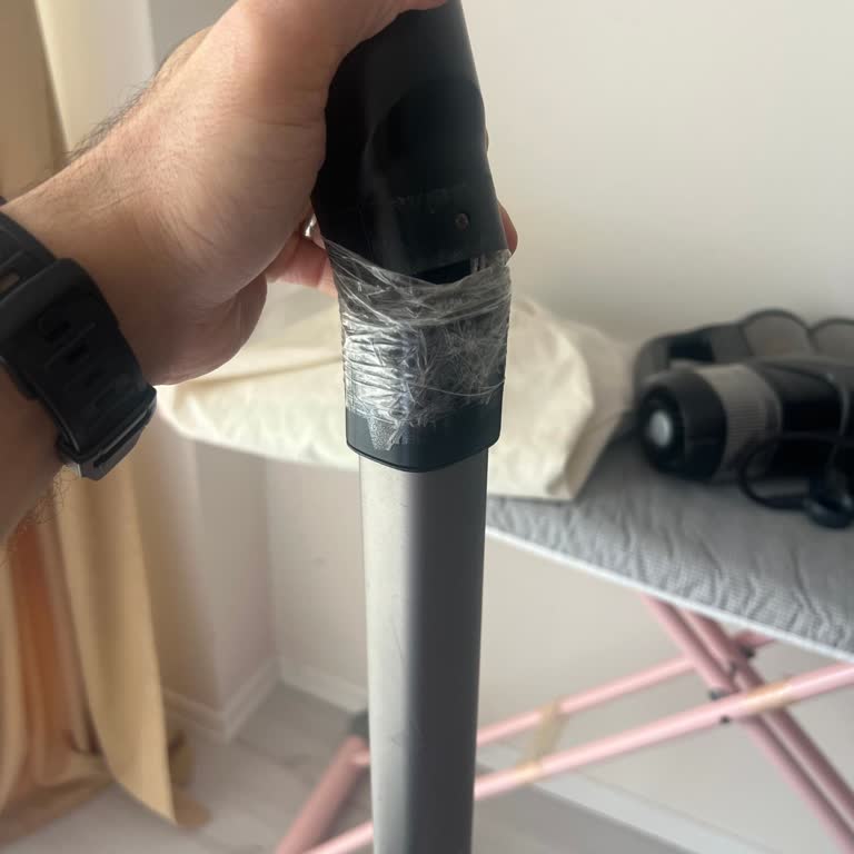 Aqua Plus Süpürge Borusu Normal Kullanımda Kırıldı, Ücretsiz Parça Talebi