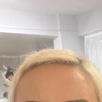 Kahve Rengi Saç Boyası Saçımı Neredeyse Siyaha Dönüştürdü