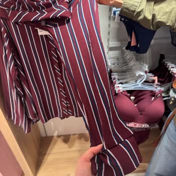 Yıkamaya Uygun Pijama Üstü Çekti, Mağaza 21 Gün Bekletiyor Ve Değişim Yapmıyor