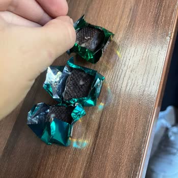 Balin Lord Bitter Çikolatalarında Kurtçuk Bulunması Ve Gıda Güvenliği İhlali