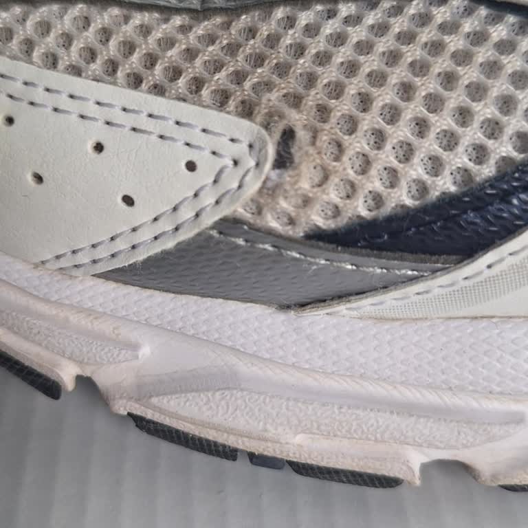 A101'den New Balance Ayakkabının Erken Aşınması Ve Garanti Reddi