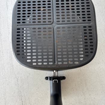 Philips Airfryer Kızartma Sepeti Ve Alt Haznedeki Paslanma Ve Kaplama Atması Ücretsiz Parça Değişimi Talebi