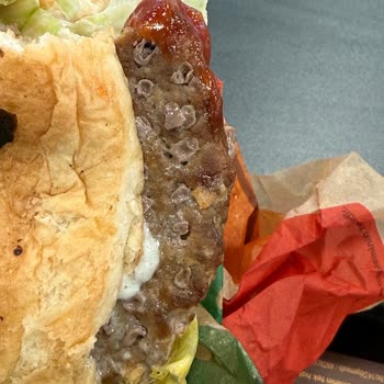 Forum İstanbul Burger King Şubesinde Sağlığı Tehlikeye Atan Hijyen Skandalı