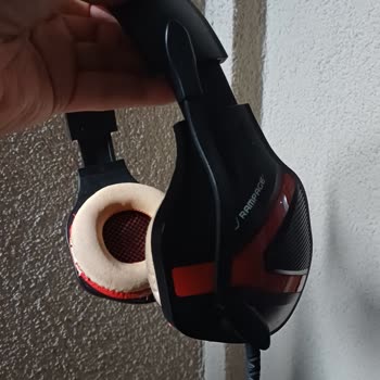 Rampage RM-X1 Python Kulaklığının Ped Ve Kafa Bandı Erimiş, Yedek Parça Talebi