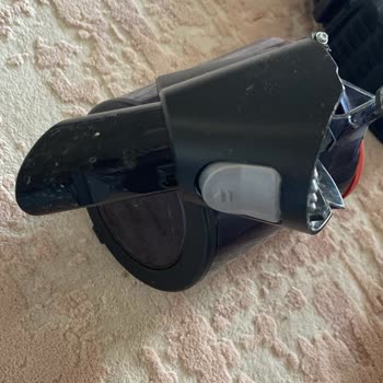 Bosch Unlimited Seri 7 Süpürge Plastik Parçaların Kırılması Ve Yüksek Yedek Parça Maliyeti