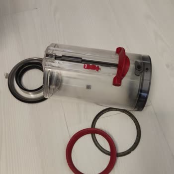 Dyson V15 Toz Haznesi Contası Çıktı, Tamir Talebi Ve Pahalı Yedek Parça Zorunluluğu