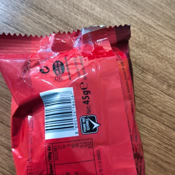 Eti Tutku Tart Paketi Açılmış, Hasarlı Ve Silikonla Yapıştırılmış
