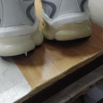 New Balance Ayakkabısında Hava Tabanı Sızıntısı Ve Değişim Talebi