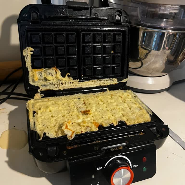 Kiwi KSM-2432 Waffle Makinesi Hamur Yapışması Ve Müşteri Hizmetinden Yanıt Yok