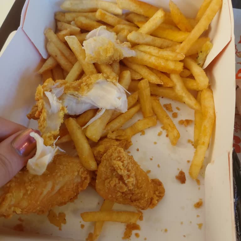 Büyük Menüde Gecikme, Bayat Patates Ve Yanlış Soslar