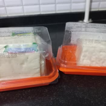 Migros'tan Aldığım Klasik İnek Beyaz Peynir Kesinlikle Bozulmuş Ve Kötü Kokuyor