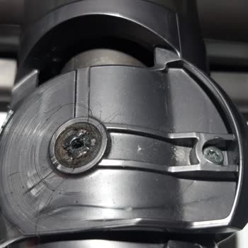 Torque Drive Başlığındaki Kırık Tekerlek Ve Cevapsız Servis