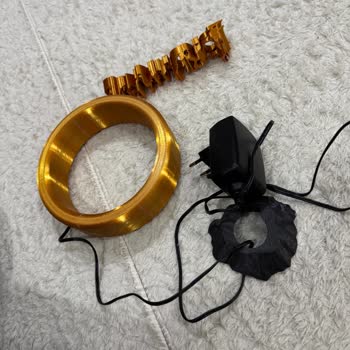Eldoriatr.myshopify.com Sipariş Edilen Işıklı Yüzük Lambası Yerine Farklı Plastik Parça Gönderildi