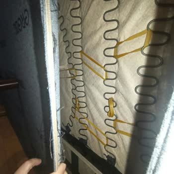 Garanti Kapsamındaki Lois Koltuk Takımının Yay Sorunu Çözülmedi