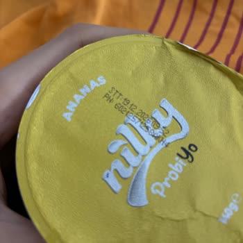 Küflü Nilly Yoğurdu Sağlık Endişesi Ve İade Talebi