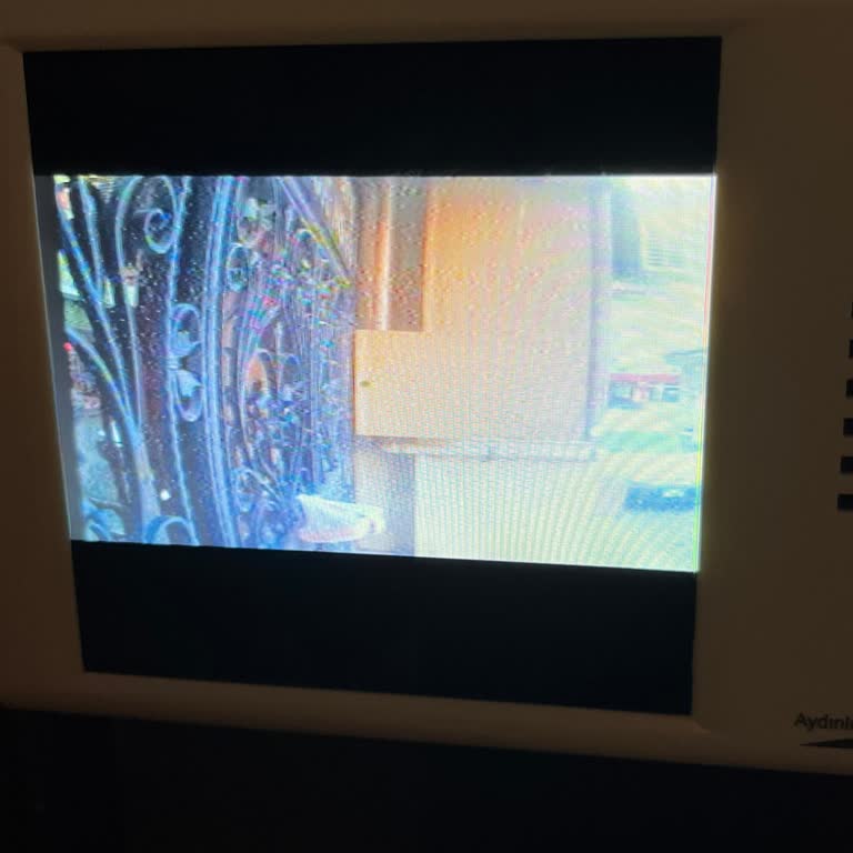 Kuryenin Saygısız Üslubu Ve Siparişin Kapı Dışına Bırakılması