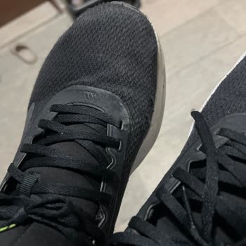 Adidas Galaxy Run Ayakkabıda Erken Taban Çökmesi Ve Garanti Sürecinde Olumsuz Değerlendirme