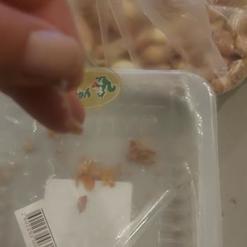 Güvelenmiş Fıstık Paketi İçin Tam İade Talebi