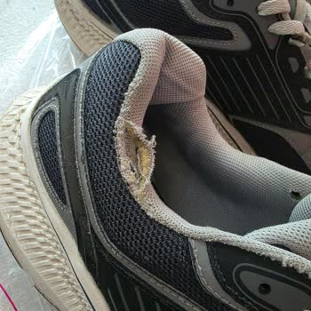 Skechers Ayakkabısında Kısa Sürede Açılma Ve Yıpranma, Rapor Eksikliği