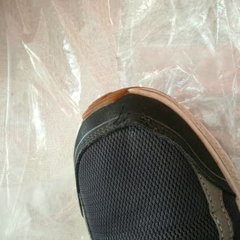 Skechers Ayakkabısında Kısa Sürede Açılma Ve Yıpranma, Rapor Eksikliği