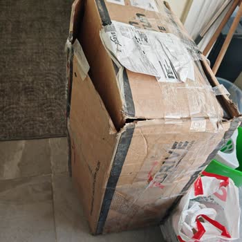 Hasarlı Ve Eksik Parçalı Oyun Koltuğu Teslimatı, Geciken Kargo