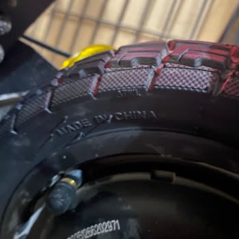 Yeni Alınan Elektrikli Scooter’da Patlayan Lastik Ve Çeşitli Arızalar Güvenliği Tehdit Ediyor