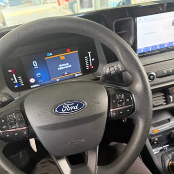 Garanti Altındaki Yeni Ford Courier’da Yağ Değişimi Uyarısı Ve İade Talebi