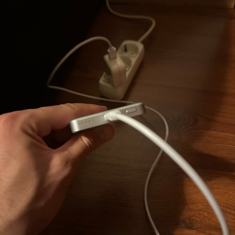 Woyax Magsafe 5000 Mah Powerbank Kısa Sürede Bozuldu, Ücretsiz Değişim Talebi