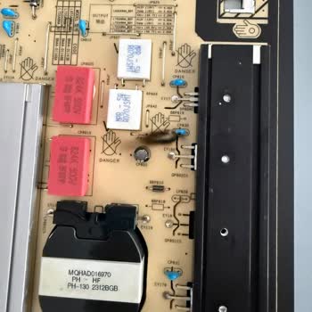 Samsung Televizyonda Besleme Kartı Arızası Ve Yüksek Onarım Ücreti İçin Müşteri Memnuniyeti Talebi