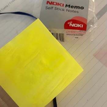 Penguen Beylikdüzü Şubesinde Bozuk Ve Büzülmüş Memo Self Stick Not Kağıdı