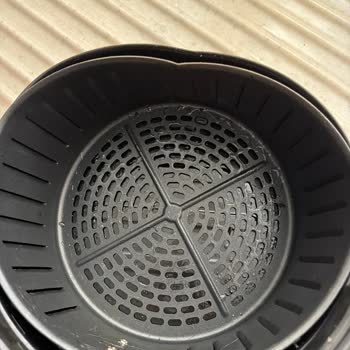 Kırılan Kulp Ve Düşen Hazne Nedeniyle Airfryer'da Güvenlik Tehlikesi