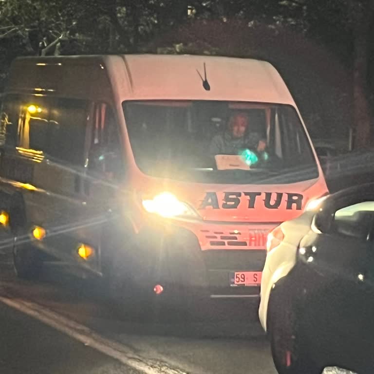 Astur Servis Sürücüsünün Tehlikeli Ve Tehditkar Davranışı