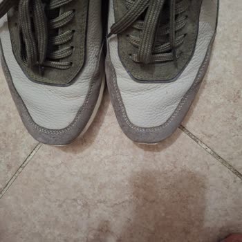 Ayıplı Deri Sneaker’da Form Kaybı: Ücret İadesi Ve Değişim Talebi