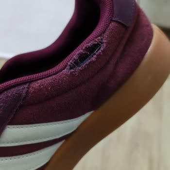 Ayıplı Adidas Ayakkabısının Yırtılması Ve İnceleme Kararına İtiraz