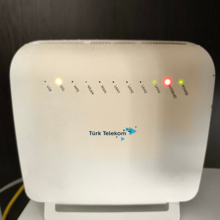 Uzun Süreli İnternet Kesintisi Ve Çözülmeyen Müşteri Hizmetleri