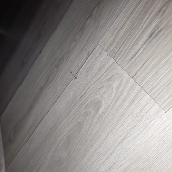 Radyatör Kaçağı Ve Uzun Değişim Süreci Sonucu Parke Hasarı