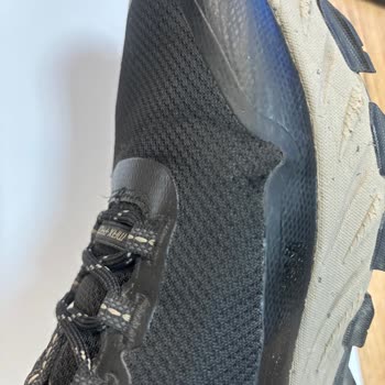 Kısa Sürede Çatlayan Outdoor Ayakkabı Ve Boyner'in Kullanıcı Hatası İddiası