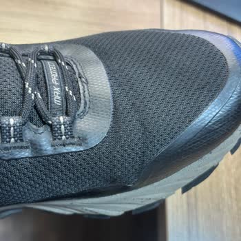 Kısa Sürede Çatlayan Outdoor Ayakkabı Ve Boyner'in Kullanıcı Hatası İddiası