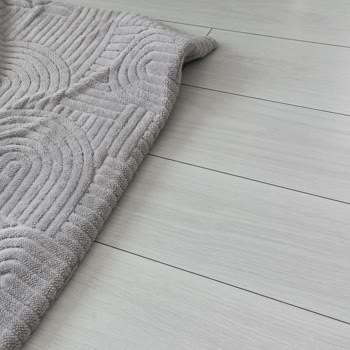 Kaygan Halı Örtüsü Kullanılamaz, Satıcı Yanıtsız, 1400 TL İade Talebi
