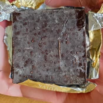 Migros'ta Satın Aldığım Godiva Çikolatalarında Beyaz Lekeler Ve Kalite Düşüşü