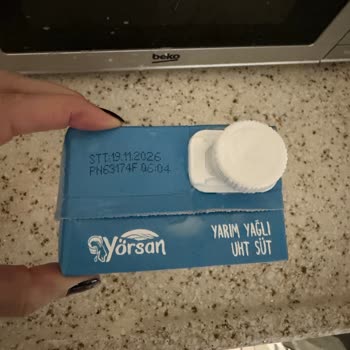 Yörsan Patlayan Süt Kutusunun Oluşturduğu Temizlik Masrafları Ve Zarar