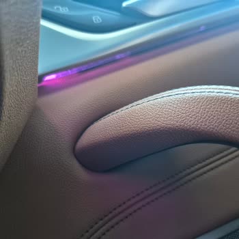 Borusan Oto Esenboğa’da Ambiyans Işığı Ve Sunroof Sorunlarına Ücret Talebi Ve İlgisiz Yaklaşım