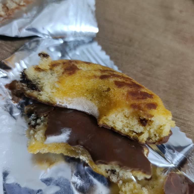 Son Kullanma Tarihi Geçmemiş Donutların Küflü Çıkması A101 Şubesinde