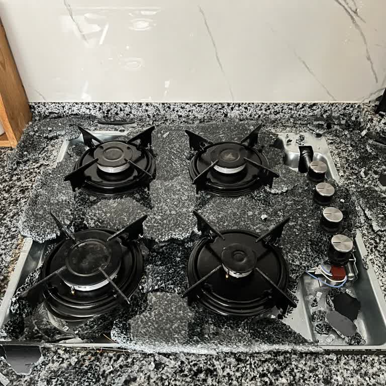 Kumtell Ocak Patladı, Güvenlik Tehlikesi Ve Müşteri Hizmetlerinden Cevap Yok