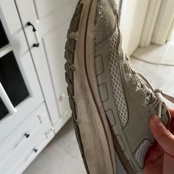 Skechers Ayakkabım Az Kullanıma Rağmen Yırtıldı, Görsellerle Şablon Cevap