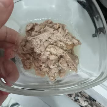 Migros Kıyma İçinde Aşırı Sıvı ve Yağ Birikimi Sağlık Endişesi Yaratıyor