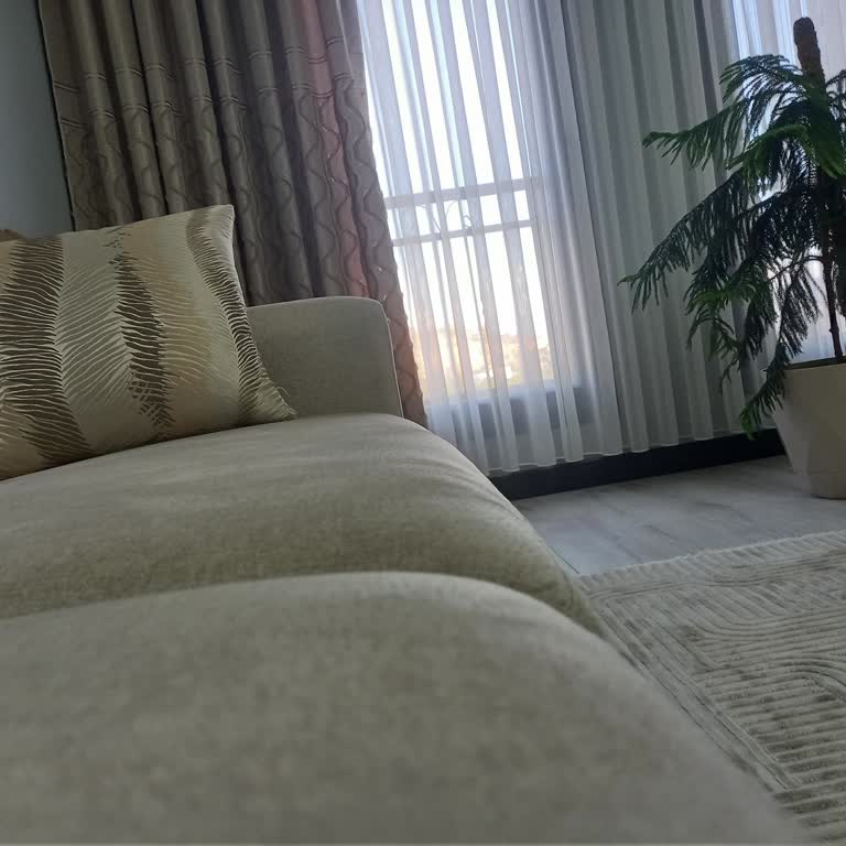 Üretim Hatası Nedeniyle Garanti Kapsamındaki Koltuk Takımının Değişimi İsteniyor