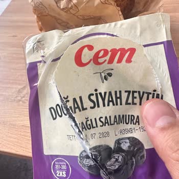 Küflü Zeytin Ve Yanıltıcı Son Kullanma Tarihi Nedeniyle İade Reddi