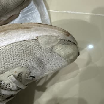 Nike Çocuk Ayakkabısında 4 Ayda Yıpranma Ve Sağlık Sorunu Ücret İadesi Talebi
