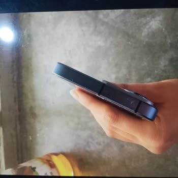 Garanti Yanıltması Ve Zorla Düşük Kaliteli Telefon Verilmesi